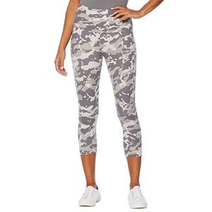 LYSSE Everyday Style High-Waist Capri Leggin
